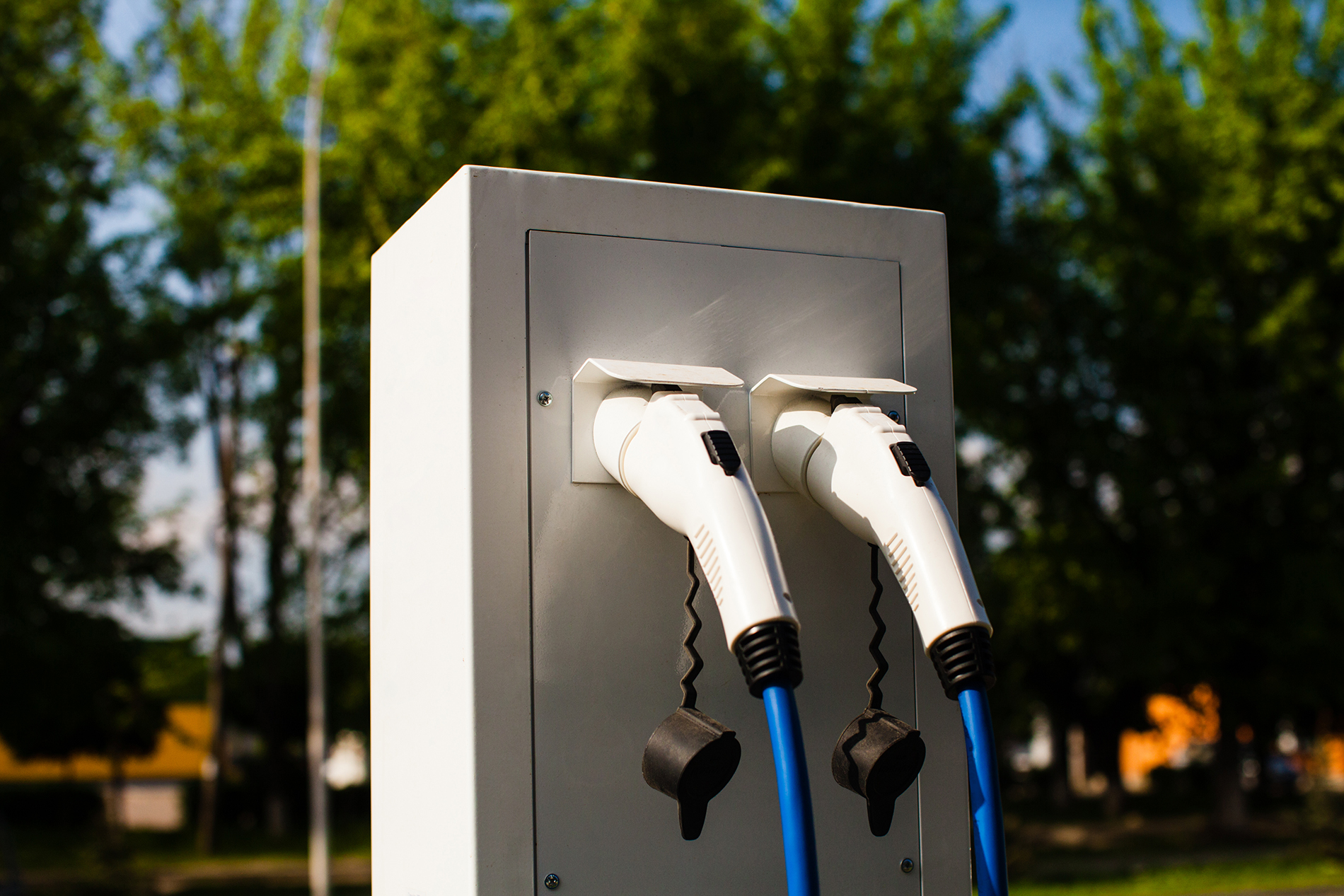 Les obligations de recharge de véhicules électriques en entreprises